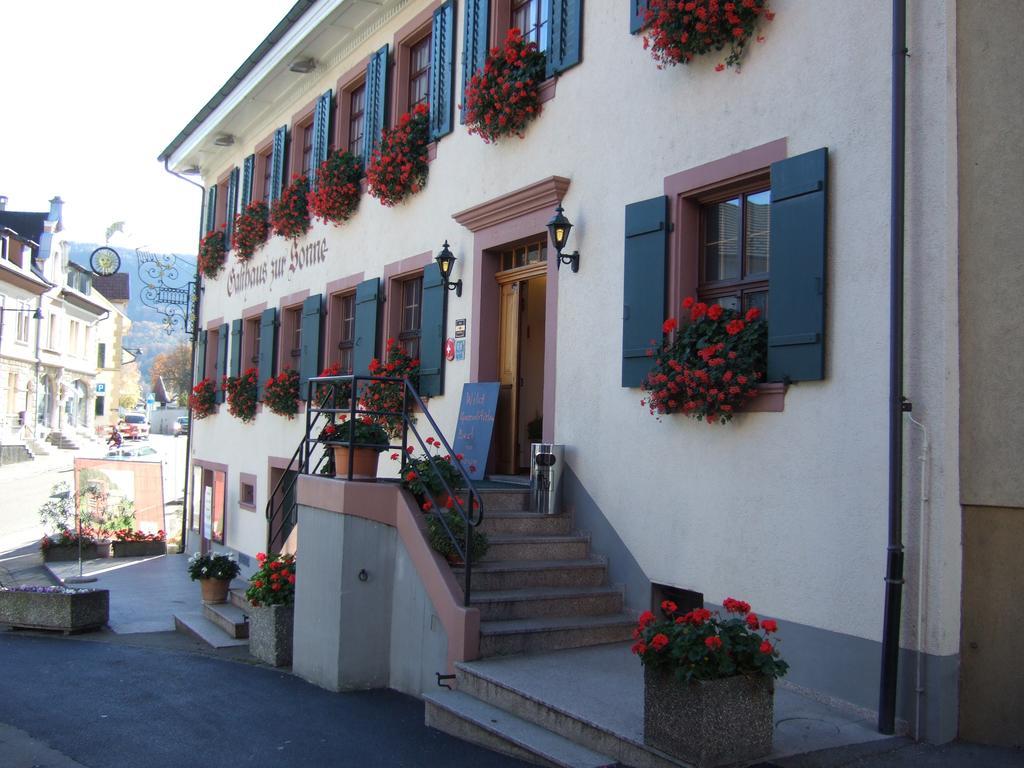 Gasthaus Zur Sonne Hotel Aesch  Buitenkant foto